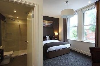 Chalfield Manor Boutique Hotel Bournemouth Kültér fotó